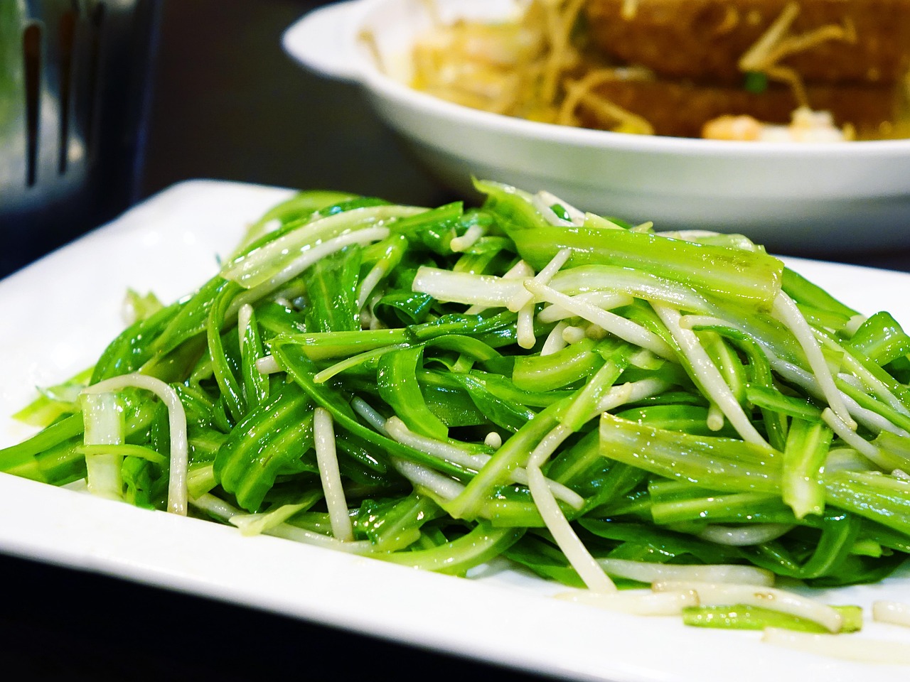 鸡肉怎么炒好吃啊怎么做好吃啊 鸡肉怎样炒又嫩又好吃